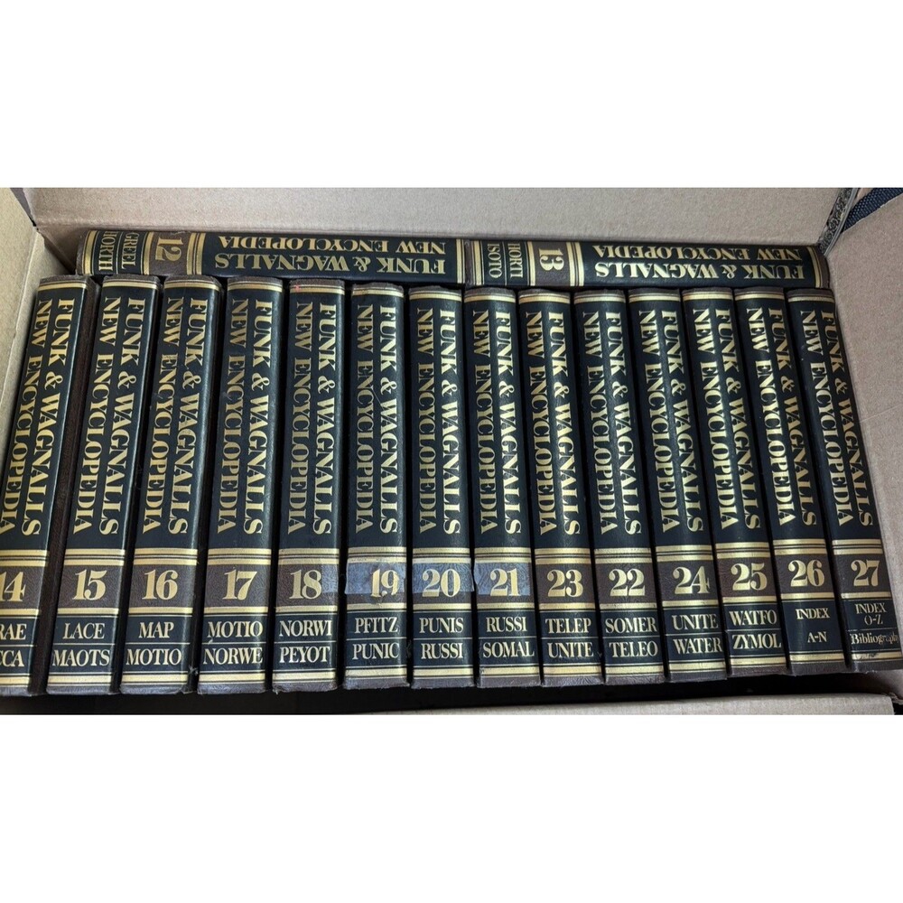 Vintage 1973 FUNK & WAGNALLS New Encyclopedia Full Set Volumes 1-27 Hard Cover